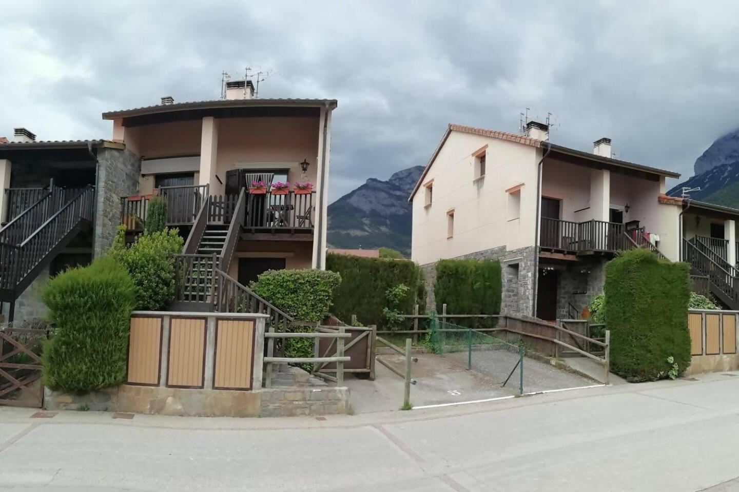 Duplex La Valle Ordesaainsa Laspuña Exteriér fotografie